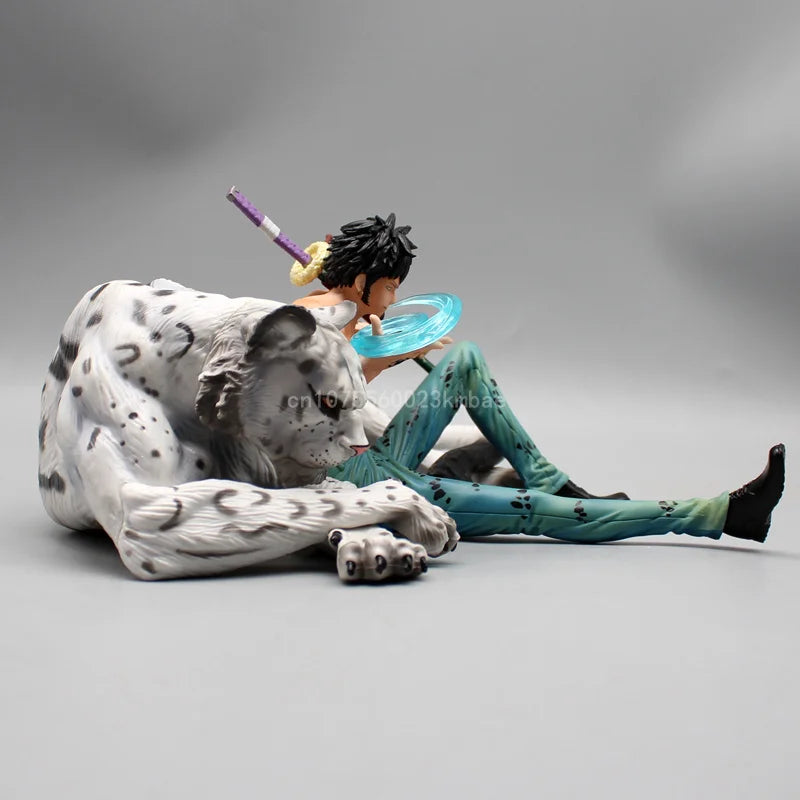 One Piece Trafalgar D. Water Law Figures Snow Leopard Action Figures 11cm PVC Model Collection Toys Desktop Decoration Kids Gift